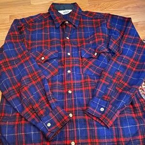 Men’s vintage Woolrich size large flannel